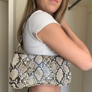 JW PEI Eva Shoulder Bag, never used! Snakeskin